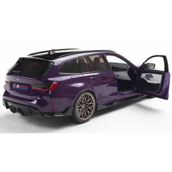 1/18 BMW M3 (G81) TOURING WITH PERFORMANCE PARTS TWILIGHT PURPLE PEAR