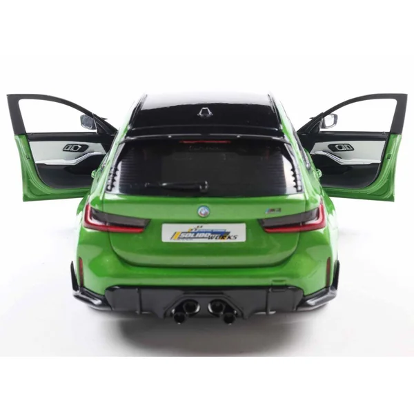 1/18 BMW M3 TOURING WITH PERFORMANCE PARTS GREEN METALLIC 2024
