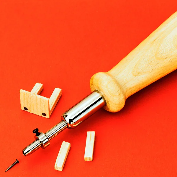 Agrafeuse manuelle Modelcraft avec poignée en bois