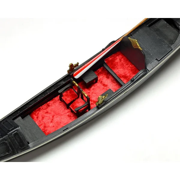 AMATI Benátska gondoliéra 1:22 kit