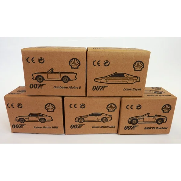(article avec défaut) JAMES BOND: QUANTUM OF SOLACE, ASTON MARTIN DBS - véhicule miniature