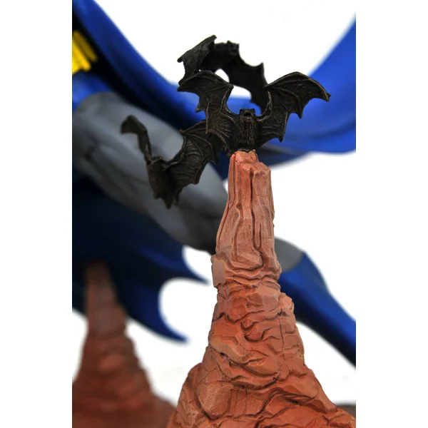 Batman By Neal Adams statuette DC Comic Gallery Diamond Select 26 cm