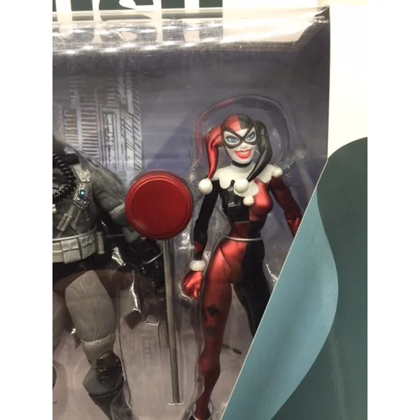 BATMAN (Stealth ), JOKER, HARLEY QUINN PACK DE 3 FIGURINES ARTICULÉES BATMAN HUSH DC DIRECT