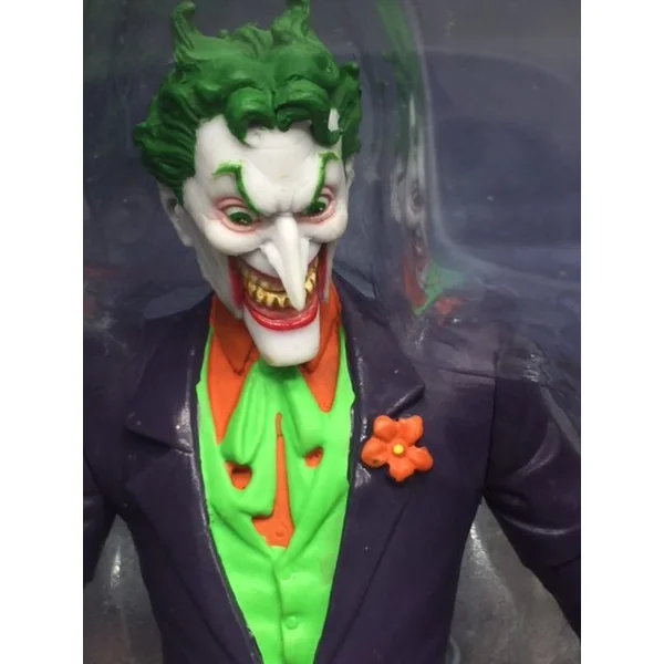 BATMAN (Stealth ), JOKER, HARLEY QUINN PACK DE 3 FIGURINES ARTICULÉES BATMAN HUSH DC DIRECT