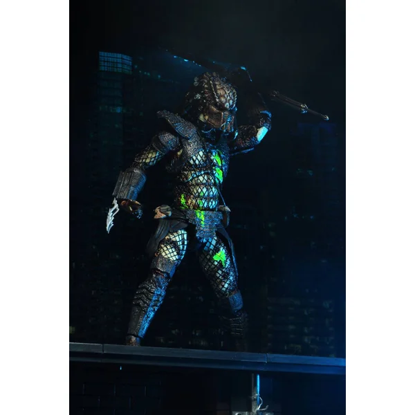BATTLE DAMAGED CITY HUNTER PREDATOR ULTIMATE FIGURINE PREDATOR 2 NECA 20 CM