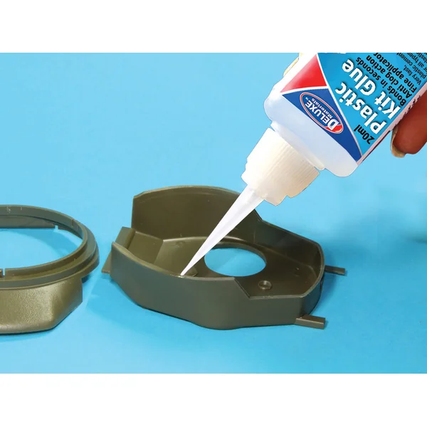 Colle pour maquettes en plastique Plastic Kit 20ml