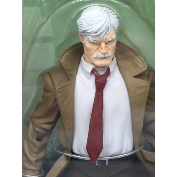 COMMISSAIRE GORDON FIGURINE BATMAN HUSH SERIES 3 DC DIRECT