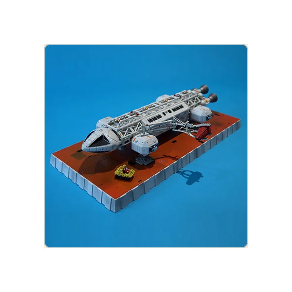 COSMOS 1999: EAGLE TRANSPORTER "THE EXILES" - véhicule miniature 29 cm