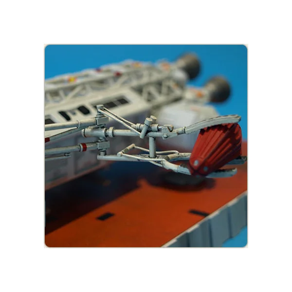 COSMOS 1999: EAGLE TRANSPORTER "THE EXILES" - véhicule miniature 29 cm