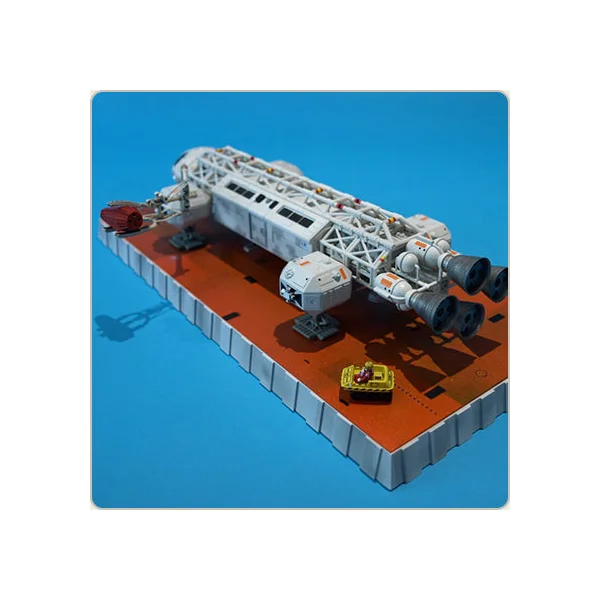 COSMOS 1999: EAGLE TRANSPORTER "THE EXILES" - véhicule miniature 29 cm