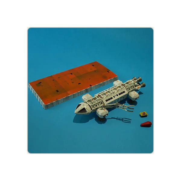 COSMOS 1999: EAGLE TRANSPORTER "THE EXILES" - véhicule miniature 29 cm