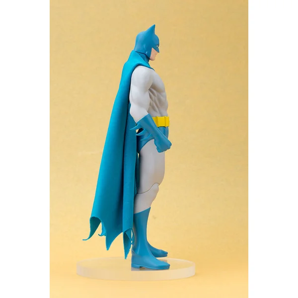 DC COMICS: BATMAN CLASSIC "SUPER POWERS" - statuette pvc artfx+ 1/10 20 cm