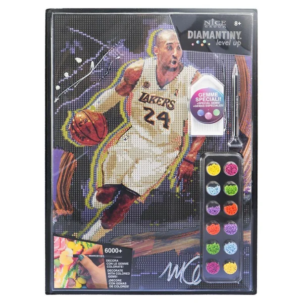 DIAMANTINY LEVEL UP CELEBRITES