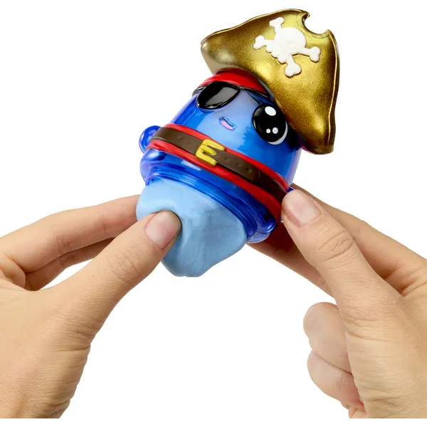 DohKins Pirate et le bateau pirate