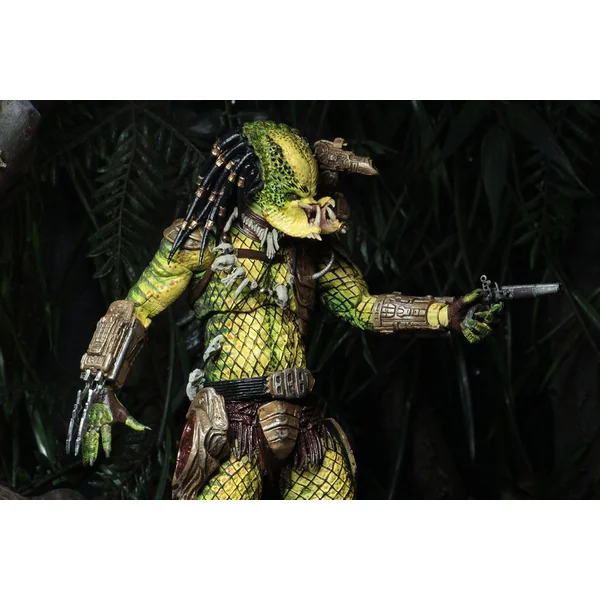 ELDER PREDATOR ULTIMATE FIGURINE PREDATOR 1718 NECA 21 CM