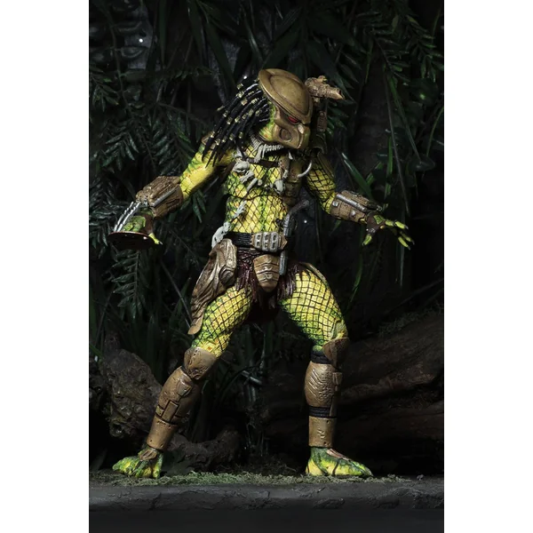 ELDER PREDATOR ULTIMATE FIGURINE PREDATOR 1718 NECA 21 CM