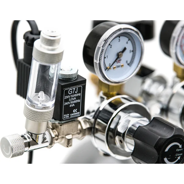 Ensemble complet à deux étages CO2 avec interrupteur nocturne et bouteille de 5l