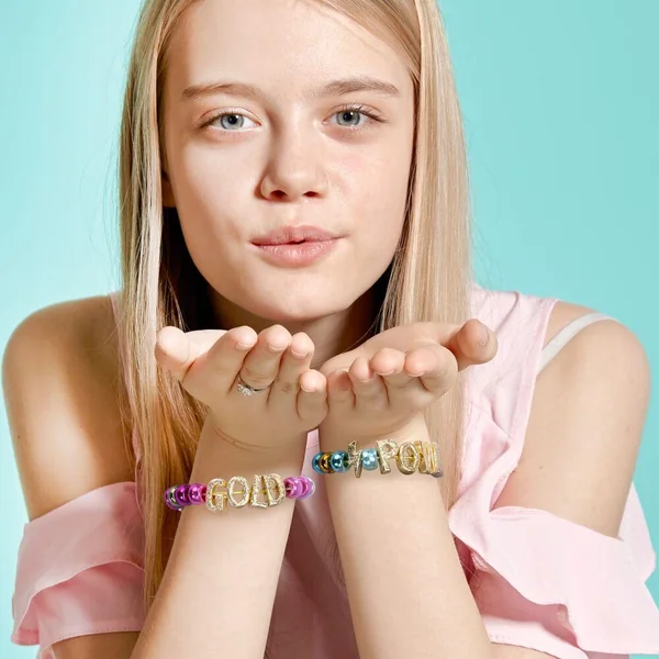 ENSEMBLE DE PERLES DORE ABC