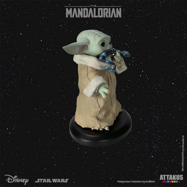 Figurine Attakus Star Wars The Mandalorian Grogu eating the frog Classic Collection 1:5 gro04 2023
