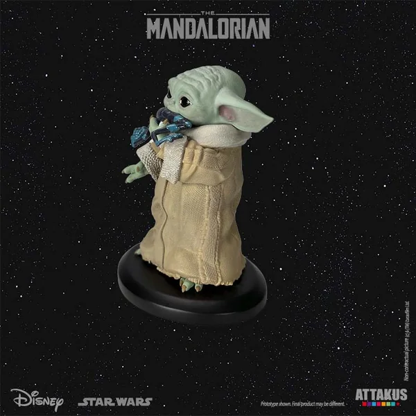 Figurine Attakus Star Wars The Mandalorian Grogu eating the frog Classic Collection 1:5 gro04 2023