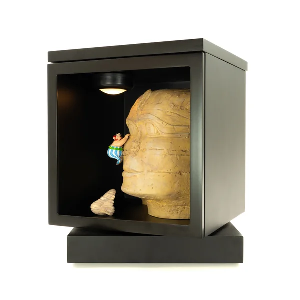 Figurine Pixi Astérix: Obélix et le nez du Sphinx, collection Pixirama 2024 (06800)