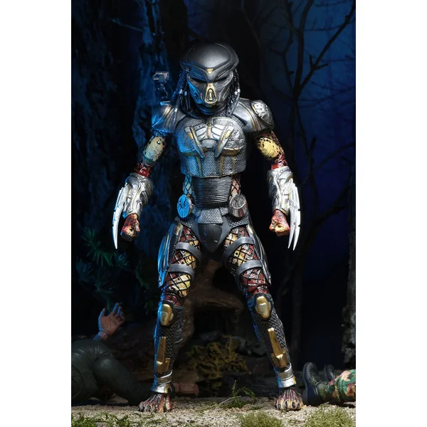 FUGITIVE PREDATOR ULTIMATE FIGURINE PREDATOR 2018 NECA 20 CM