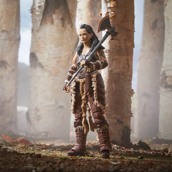 Holga figurine Donjons et Dragons L’Honneur des voleurs Golden Archive Hasbro 15 cm