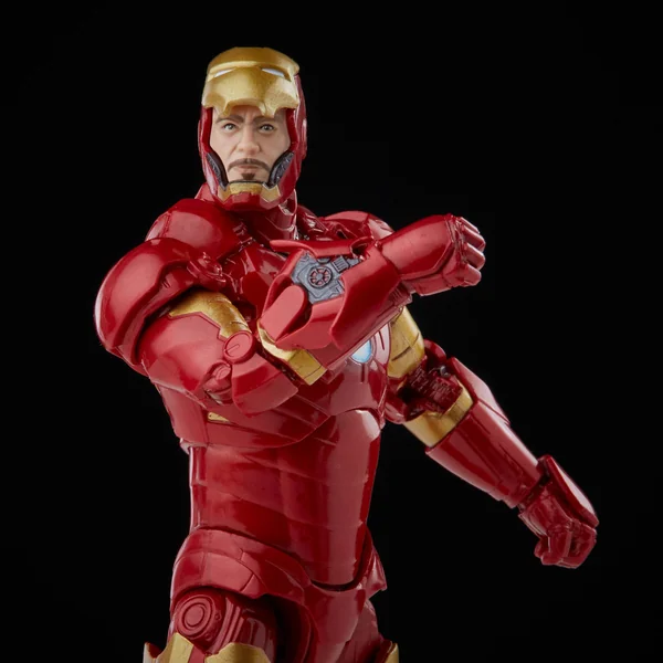 IRON MAN MARK III FIGURINE THE INFINITY SAGA MARVEL LEGENDS HASBRO 15 CM