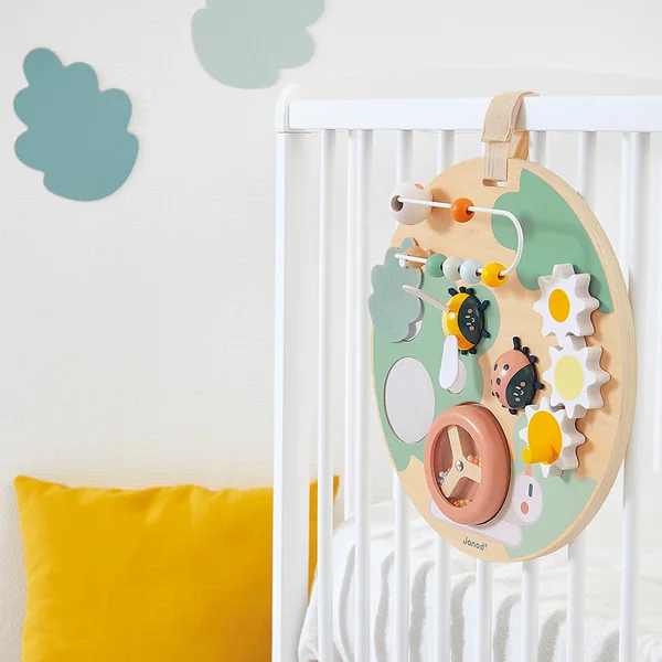 Janod Sweet Cocoon Planche d'activités en bois Jardin