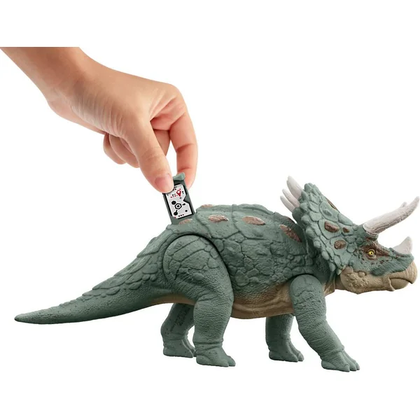 JURASSIC WORLD - TRICERATOPS GEANT MEGA ACTION 35 CM