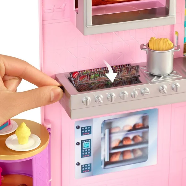 LE RESTAURANT DE BARBIE + POUPÉE BARBIE
