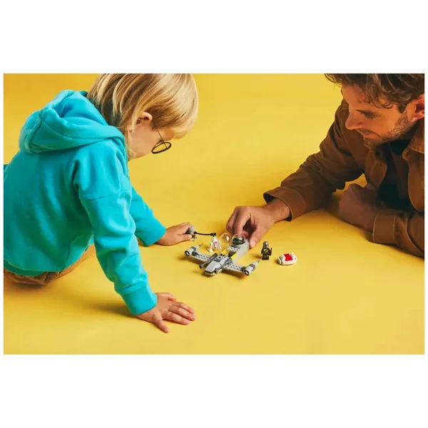 Lego - Star Wars - Mando and Grogu's N-1 Starfighter - Construction Set Toys