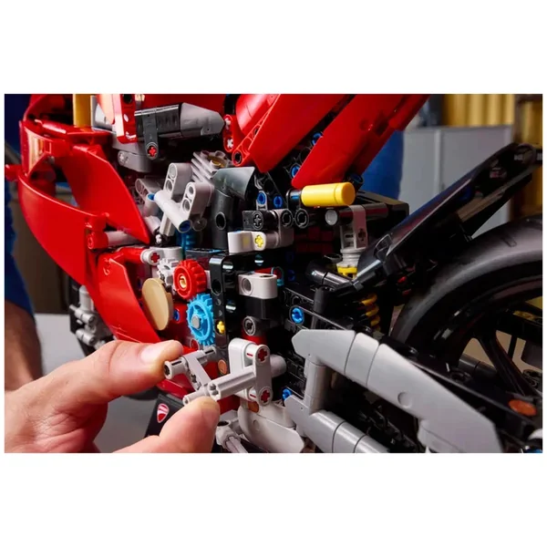 Lego - Technic - Ducati Panigale V4 S Motorcycle - Construction Set Toys