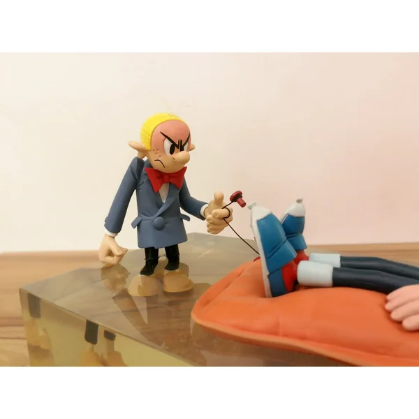 LES CASES DE FRANQUIN, GASTON LAGAFFE: GASTON ET FANTASIO, L'INONDATION - statuette résine
