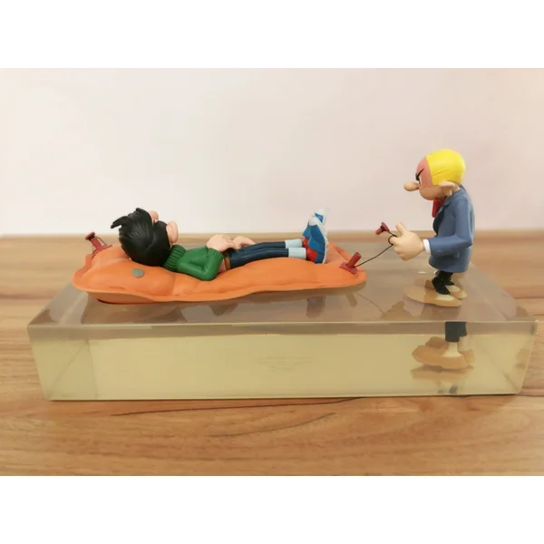 LES CASES DE FRANQUIN, GASTON LAGAFFE: GASTON ET FANTASIO, L'INONDATION - statuette résine