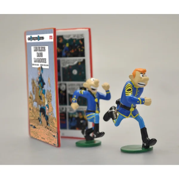 LES TUNIQUES BLEUES: LES BLEUS DANS LA GADOUE, COLLECTION ECHAPPEES BULLES