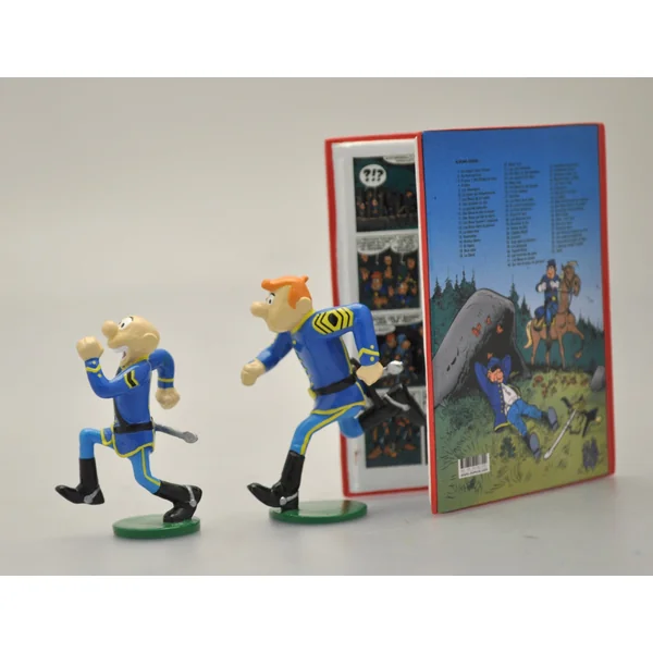 LES TUNIQUES BLEUES: LES BLEUS DANS LA GADOUE, COLLECTION ECHAPPEES BULLES