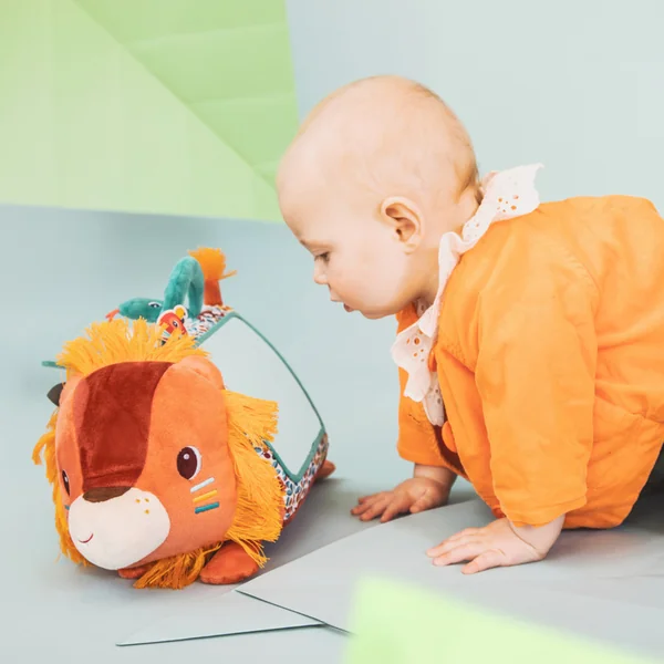 Lilliputiens - jouet en tissu avec activités et miroir - lion Jack