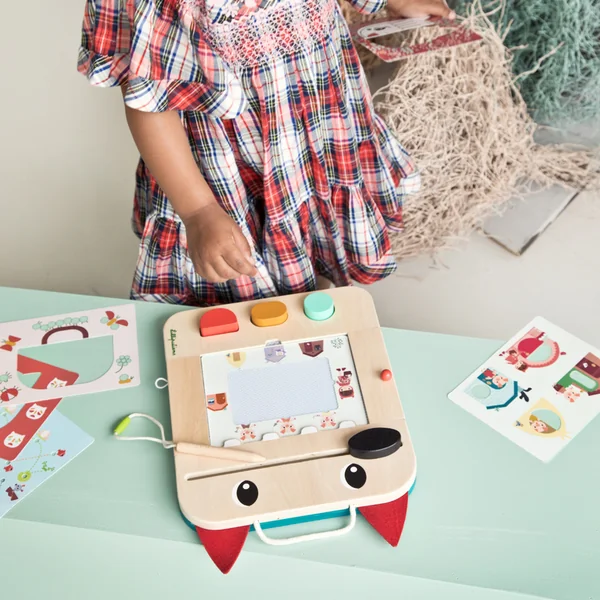 Lilliputiens - tableau magique - loup Louis