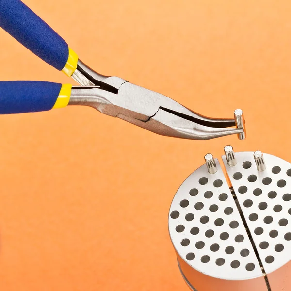 Modelcraft mini pinces étroites courbées