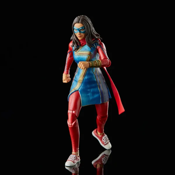 Ms. Marvel figurine BAF Infinity Ultron Marvel Legends Series Hasbro 15 cm