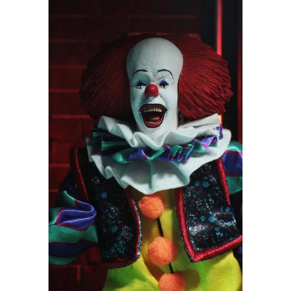 RETRO PENNYWISE FIGURINE « IL » EST REVENU 1990 NECA 20 CM