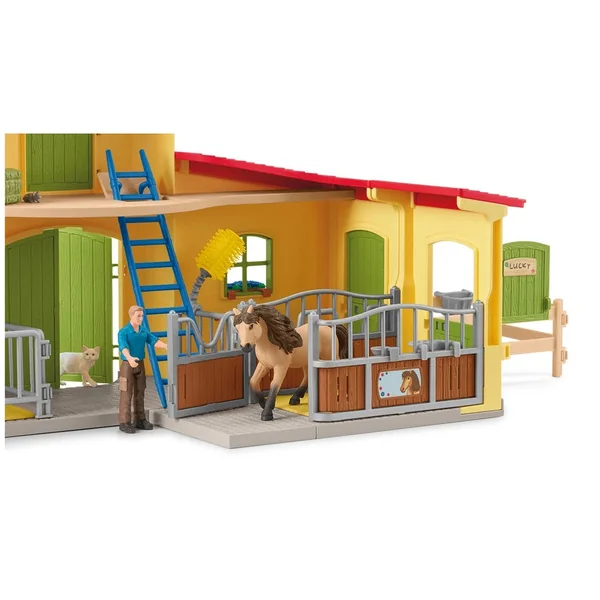 Schleich - Farm World - Pony Box With Iceland Pony Stallion - Toy Playsets - 42609