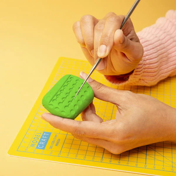 Tapis de découpe Modelcraft 2mm A4