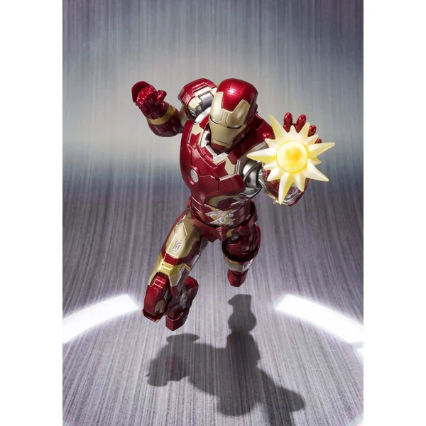 THE AVENGERS, AGE OF ULTRON: IRON MAN MARK 43 S.H.Figuarts - figurine articulée 15 cm