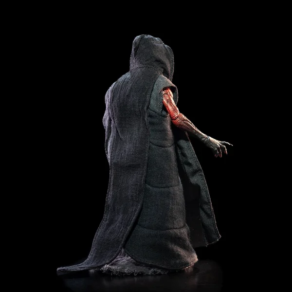 The Masque of the Red Death Black Robes Edition figurine Figura Obscura Four Horsemen