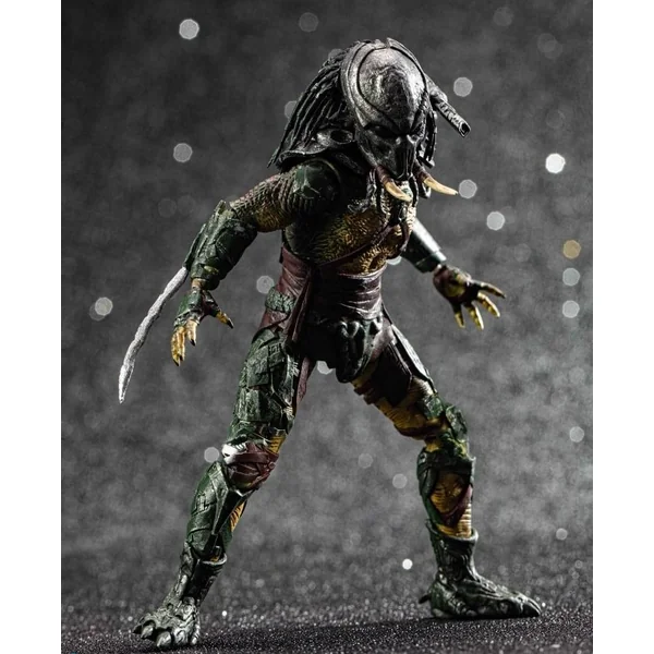 TRACKER PREDATOR FIGURINE 1/18 PREDATOR 2 HIYA TOYS 11 CM