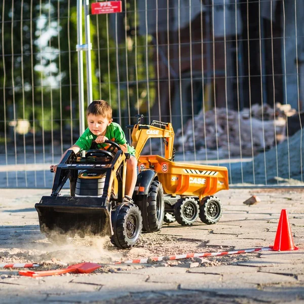 TRACTOPELLE A PEDALES