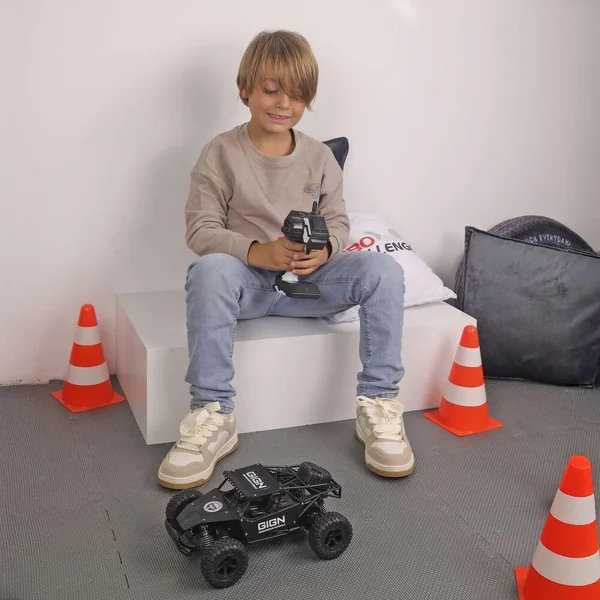 TURBO CHALLENGE - GIGN 1/16E RADIOCOMMANDE